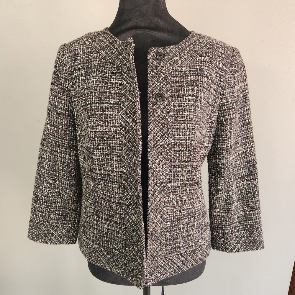 Banana Republic Tweed cropped Jacket size 8 black,white,purple